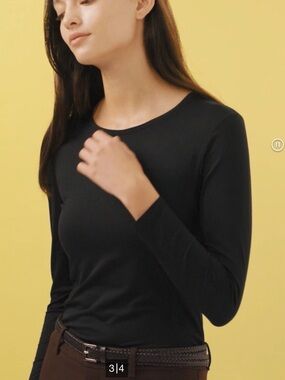 Brand new Uniqlo heattech long sleeve